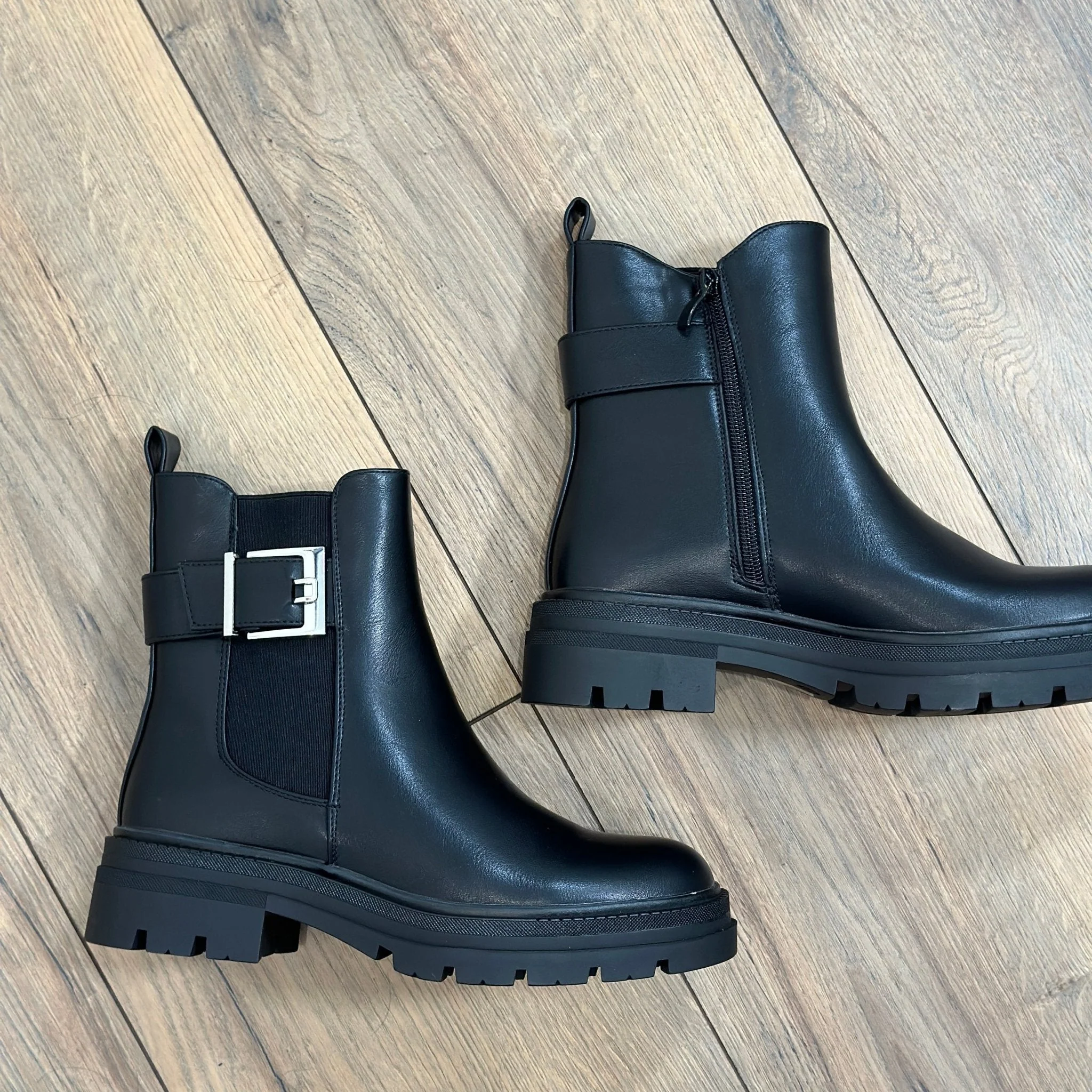 BOOTS NOIRES A BOUCLE HAILEY - Image 3