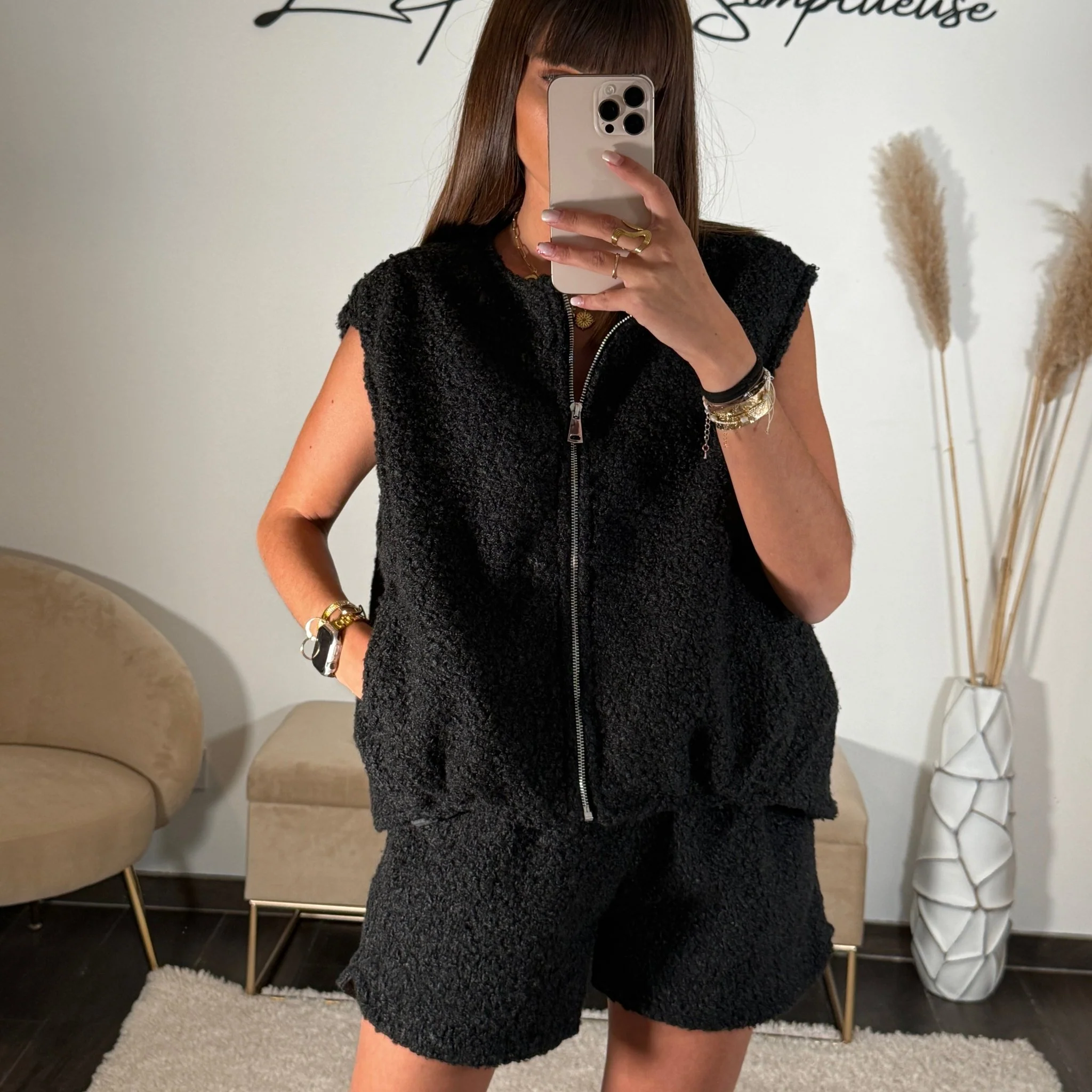 ENSEMBLE SHORT + HAUT MOUTON NOIR