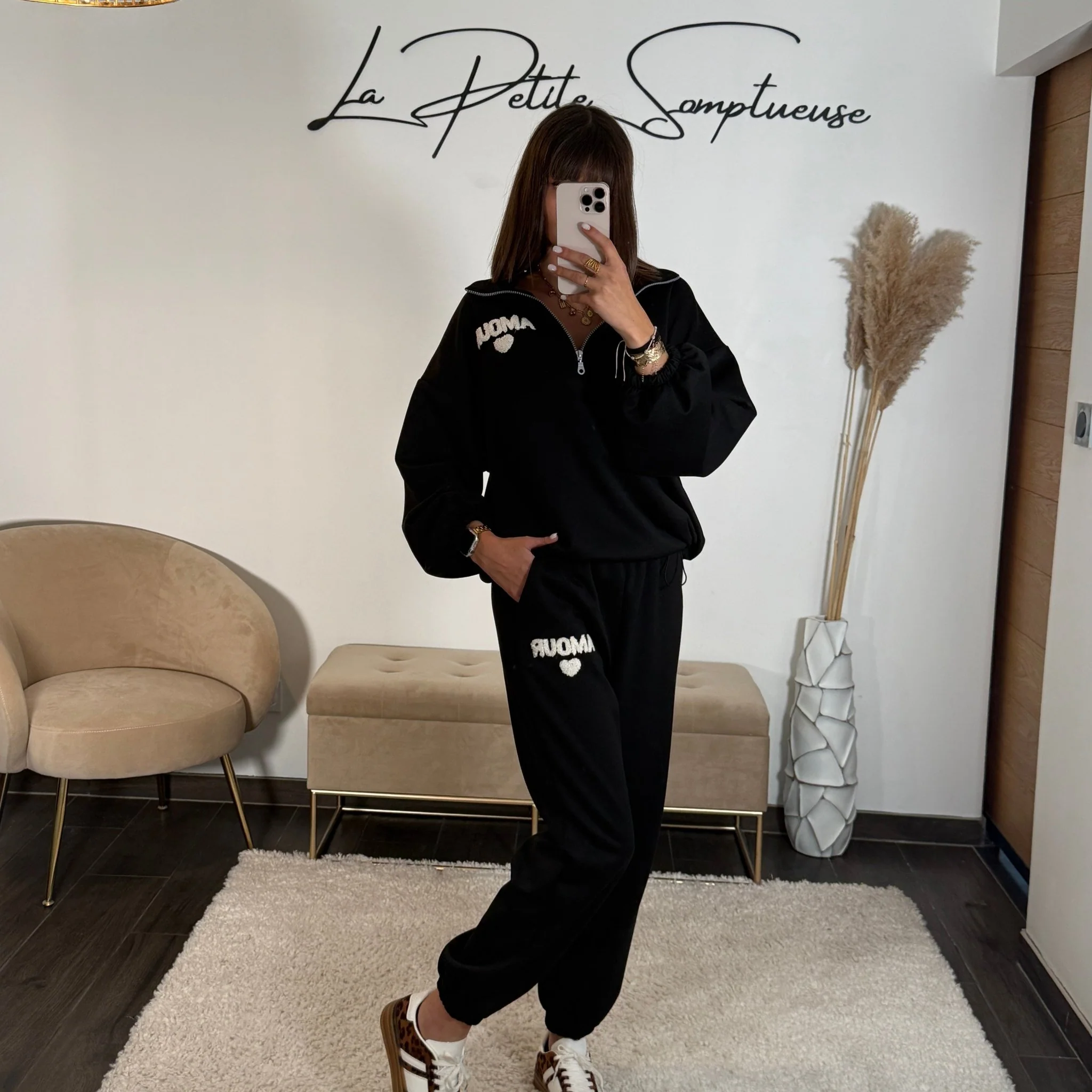 ENSEMBLE SURVETEMENT AMOUR NOIR - Image 3