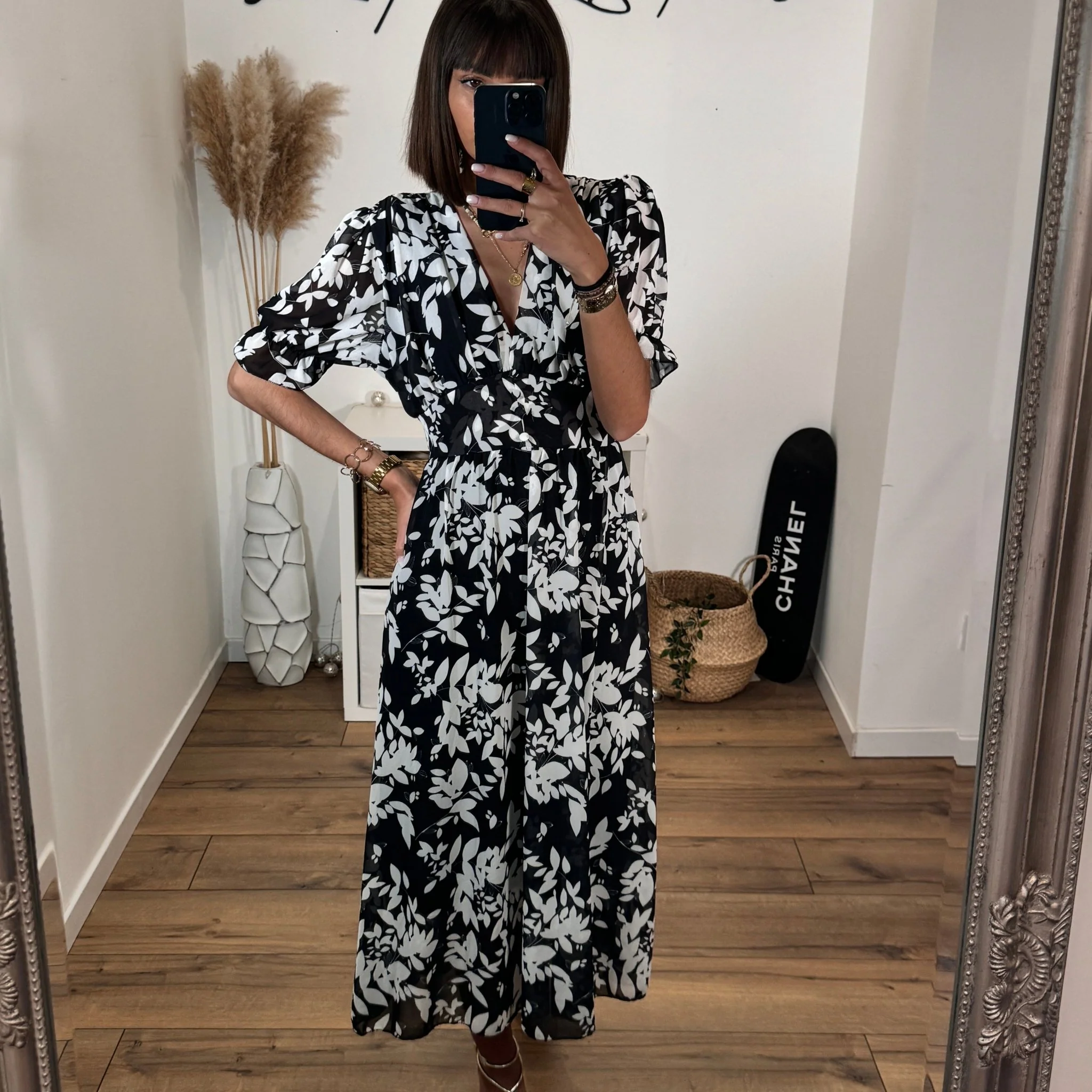 ROBE FLEURIE BLANCHE ET NOIRE ELOISE