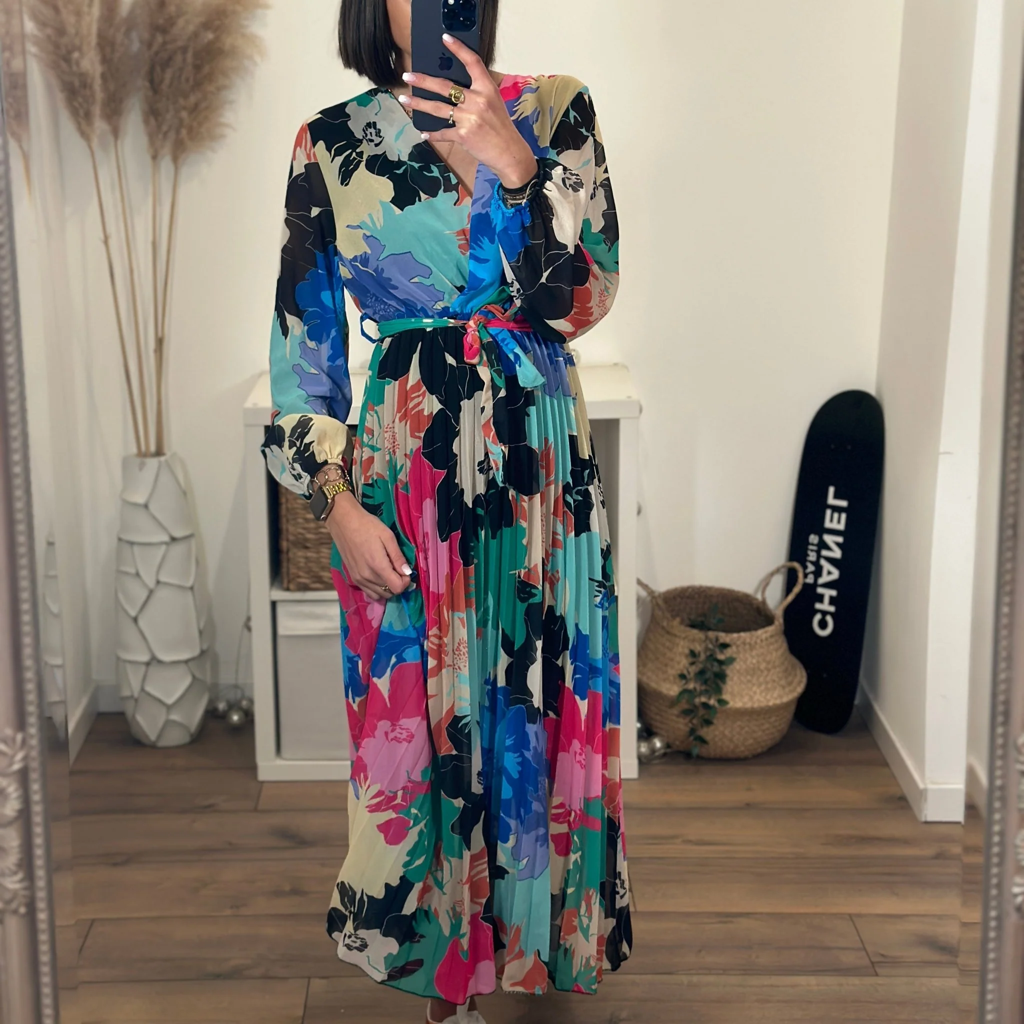 ROBE FLEURIE NOIRE SELENA - Image 4