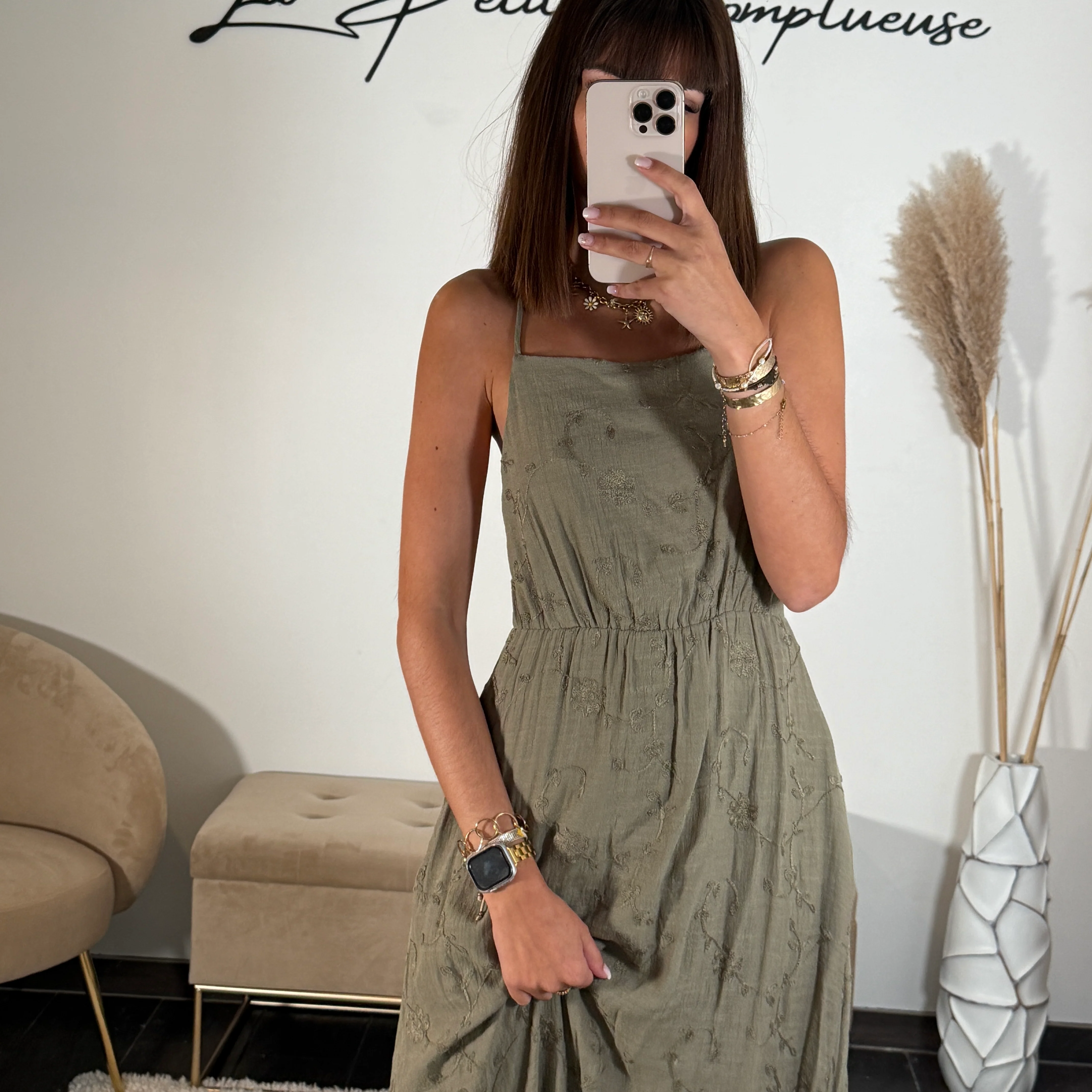 ROBE LONGUE KAKI NOURA - Image 3