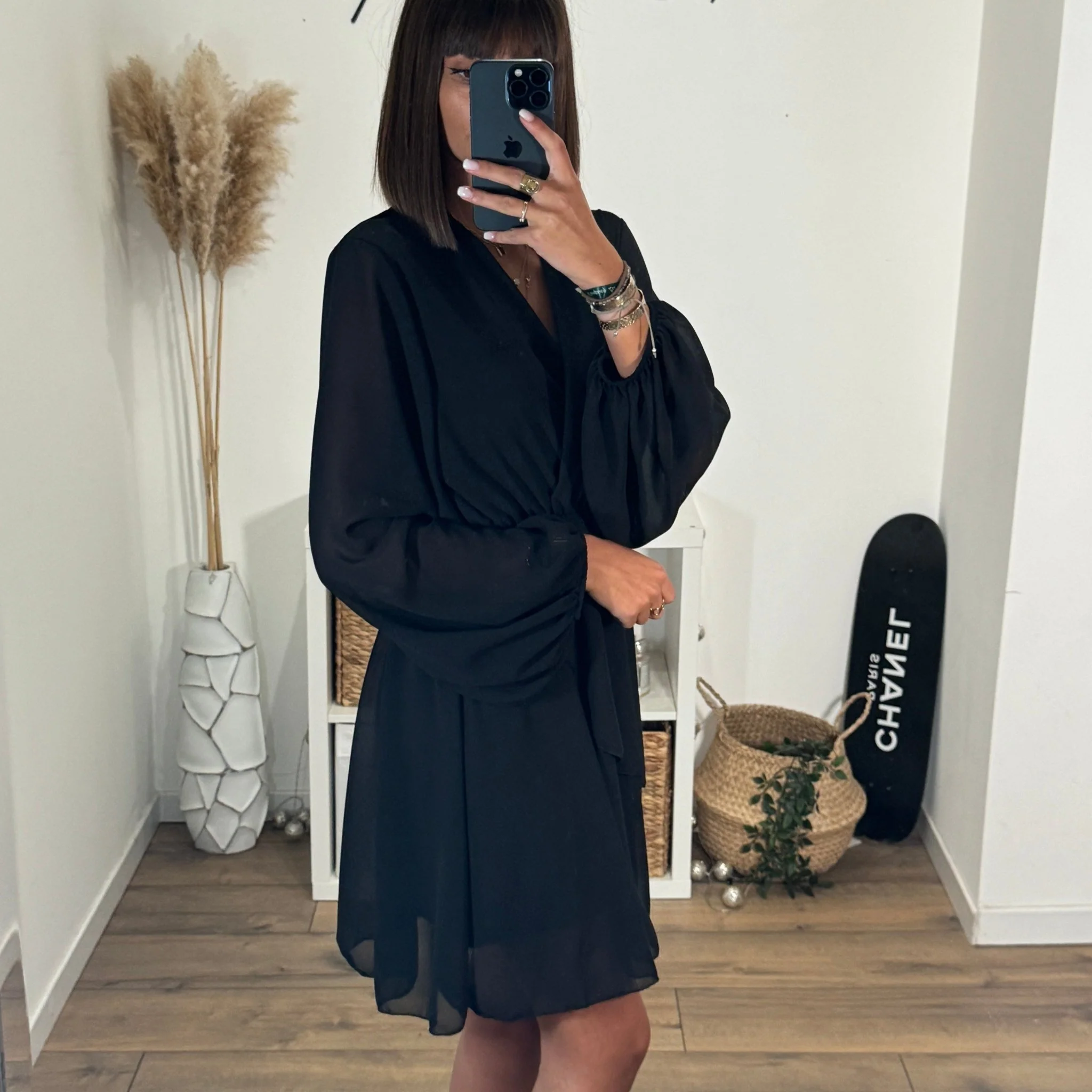 ROBE NOIRE ARIANA - Image 3