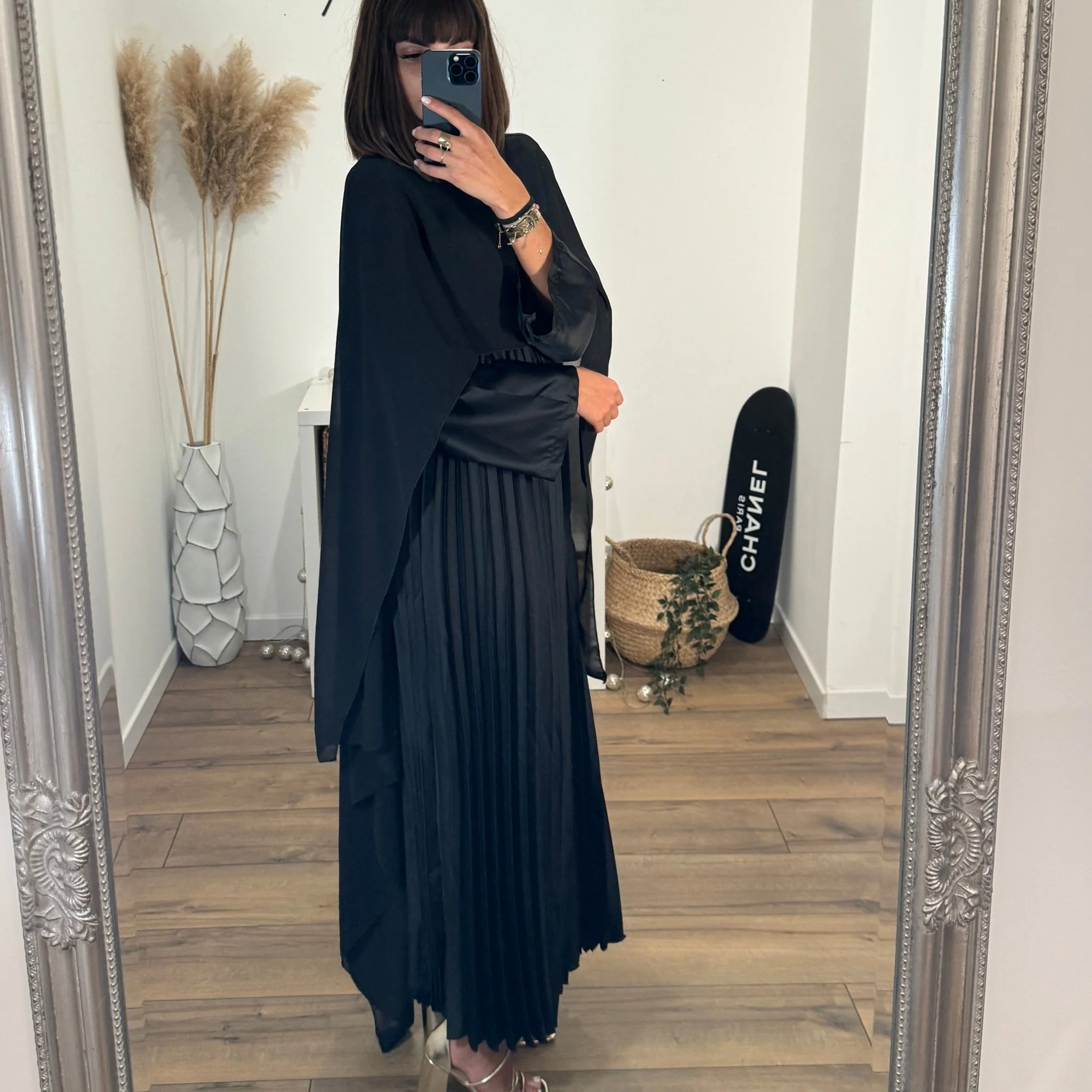 ROBE NOIRE SATINE CORALINE - Image 6