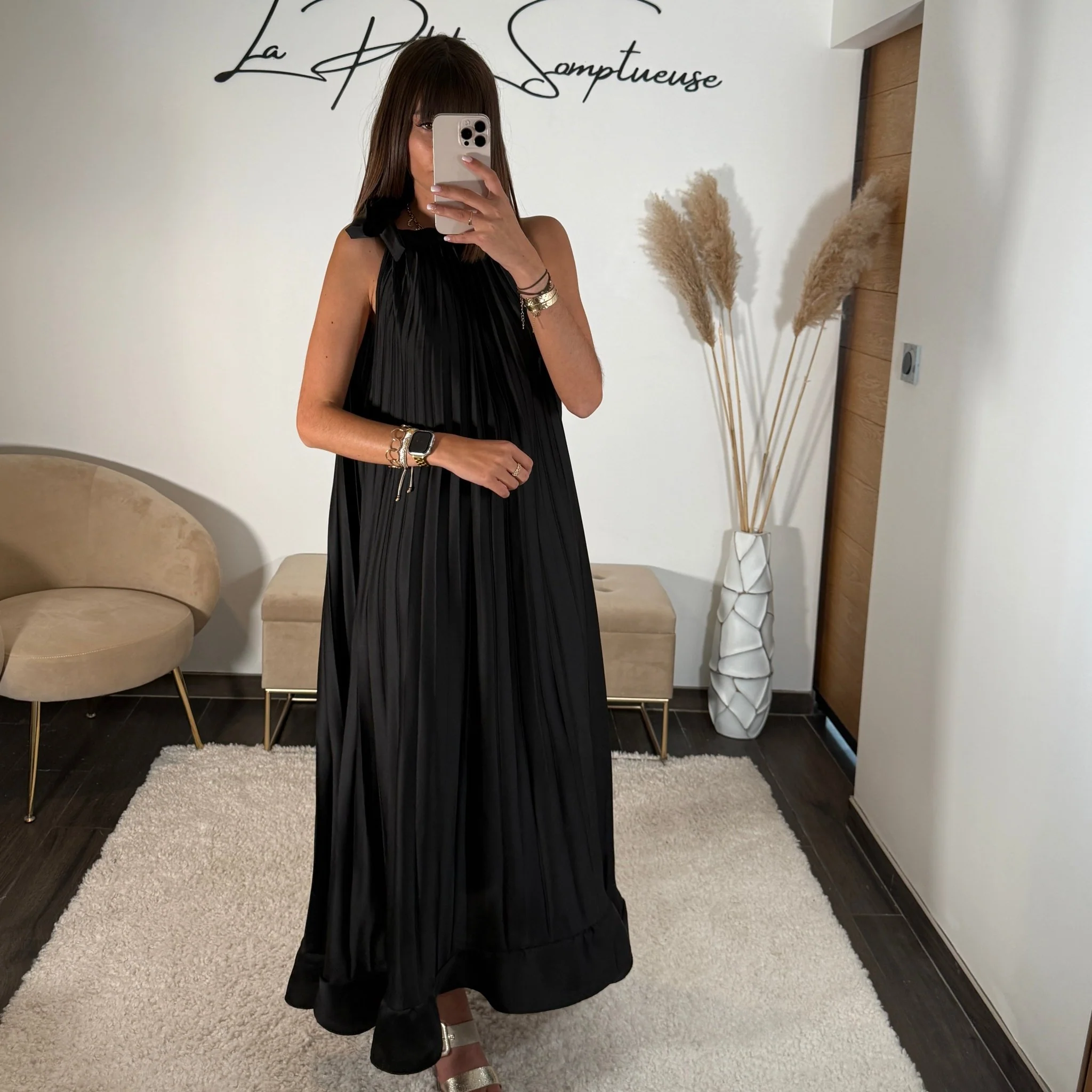 ROBE NOIRE URIA