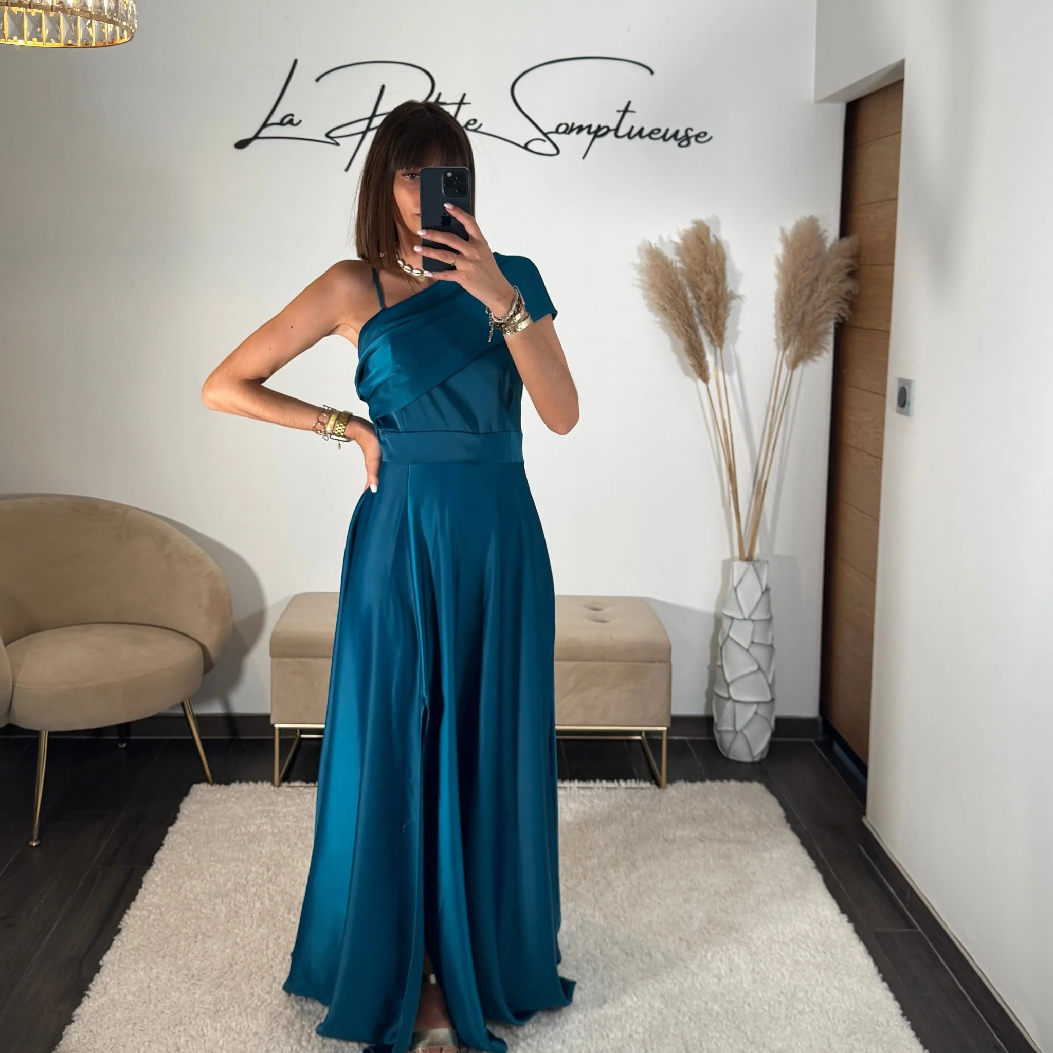 ROBE SATIN BLEU CLASSY