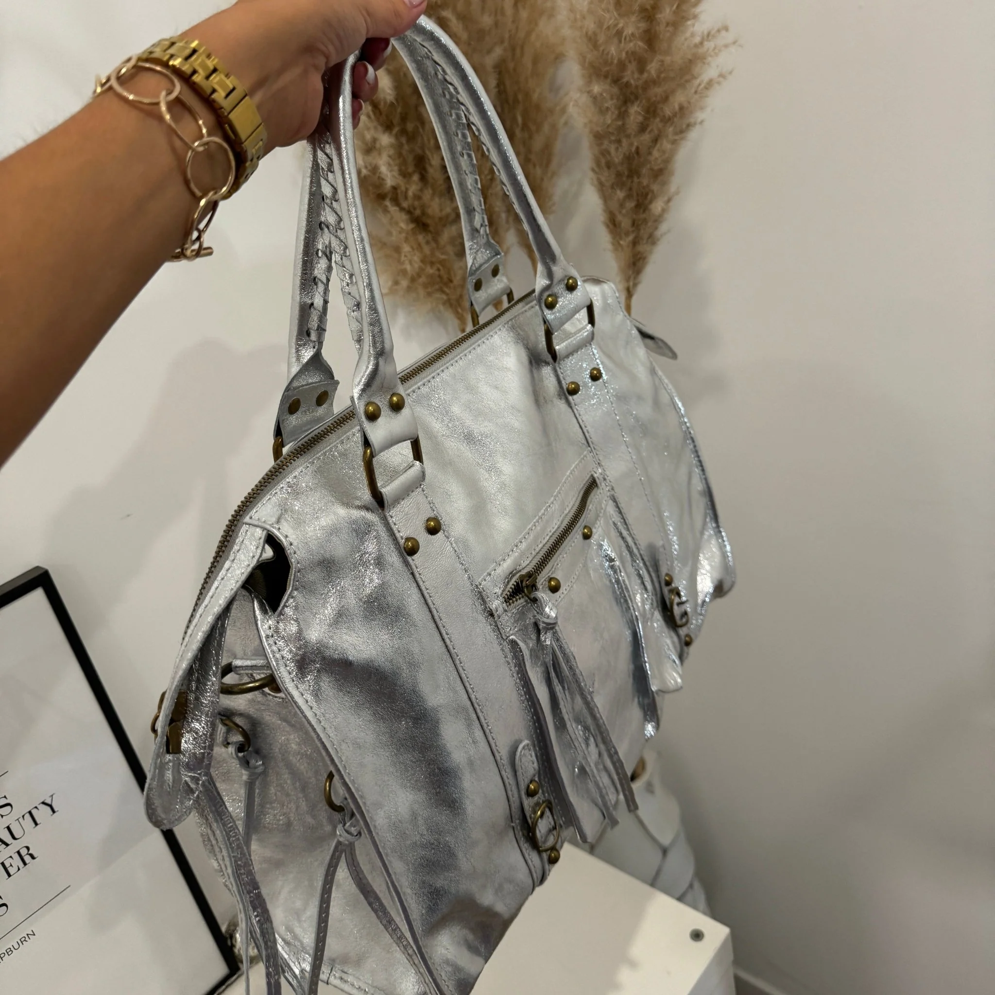 SAC EN CUIR ARGENT LARGE KARL - Image 3