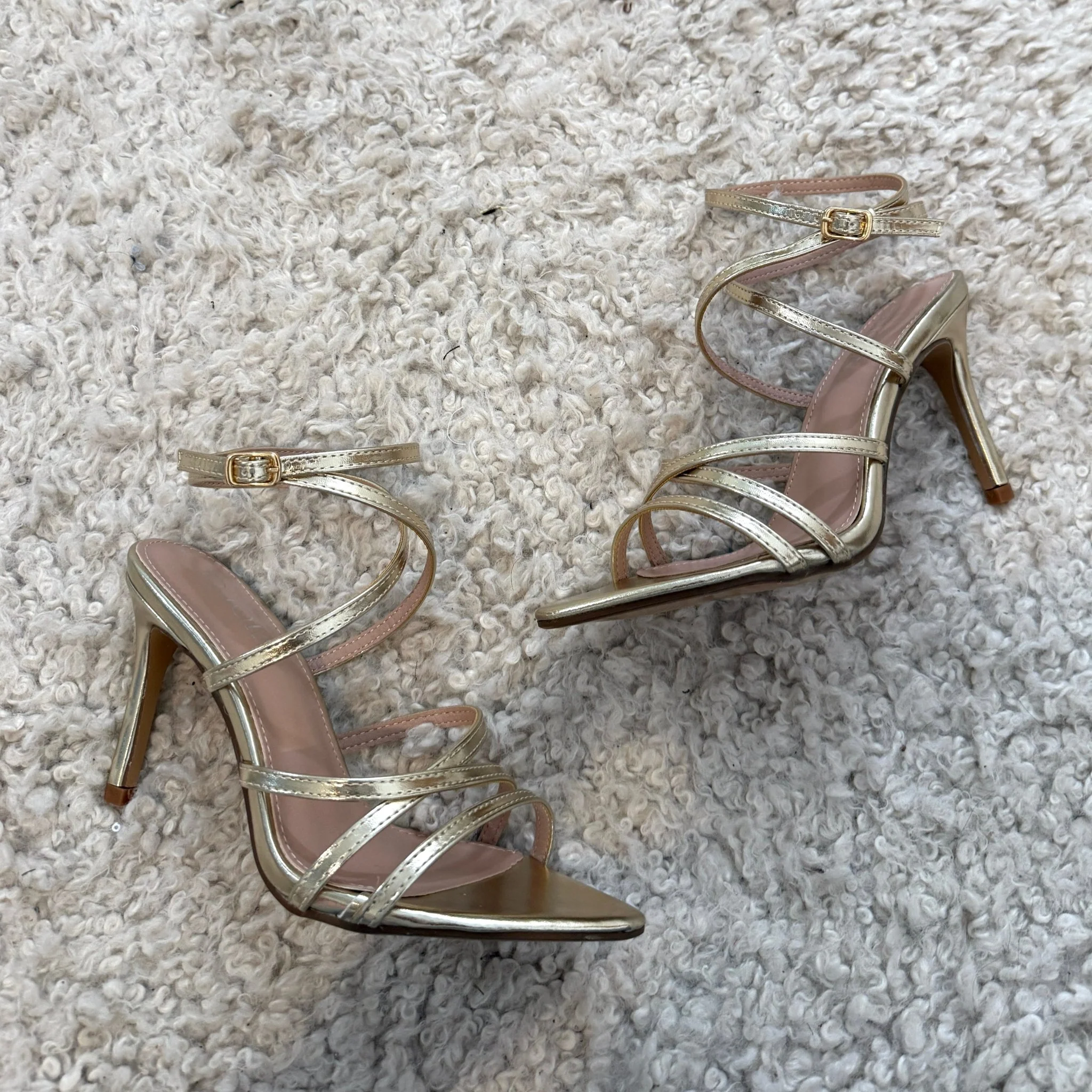 TALONS DORES SUNNA